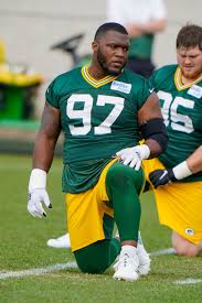 Packers sign DT Kenny Clark to four-year contract extension | The Seattle  Times