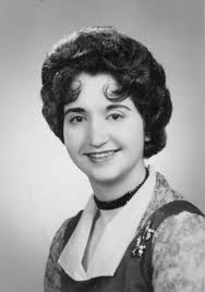 Sally Deal (Sara Finkelstein)