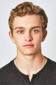 Gavin Esham's Instagram, Twitter & Facebook