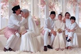 Pasangan sama cantik sama padan ini dinikahkan oleh imam masjid damansara perdana, ustaz hj. Wedding Noor Nabila Engku Emran Are Officially Husband Wife Hype Malaysia