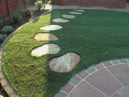 Garden Stepping Stone Design And Ideas Garden Stepping Stones Stone Backyard Landscape Stepping Stones