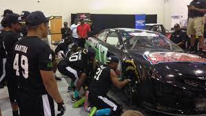 Inside a watkins glen pit stop. Nascar Drive For Diversity Pit Crew Combine Teaches Trains Athletes