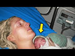 Eine Mutter nimmt ihr sterbendes Kind in die Arme und dann geschieht ein  wahres WUNDER!