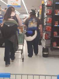 Yes thats a skunk tail : r peopleofwalmart
