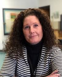 Leslie Klaus's Instagram, Twitter & Facebook