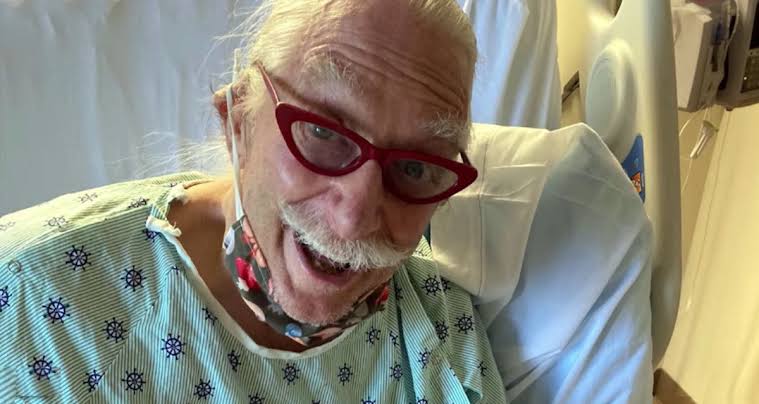 Dr. Patch Adams Known For Wearing a Clown Nose Has a Foot Amputated—And He  Says He's Thrilled—Watch