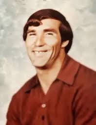 Travis Robinette's Instagram, Twitter & Facebook