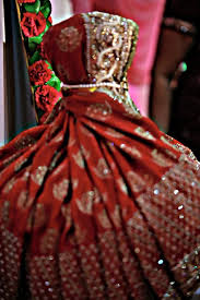 Well you're in luck, because here they come. Saree Wrapping Doll Style Aana Decoration Trousseau Packing Facebook