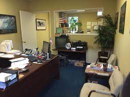 Everyone likes at least a little variety, right? Farmers Insurance Group Office Photos Glassdoor