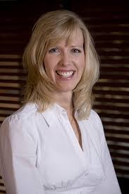 Shannon Vogt's Instagram, Twitter & Facebook