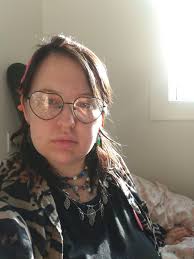 My 2 newest helpers! 0anabohmbhn nnlinaui.om HHI /ו"