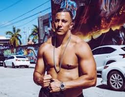 Another vid, now with lee priest, who is also one of my favorites! Rap Seite 864