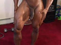 Rodney St Cloud nude work out FS - MyMusclevideo.com