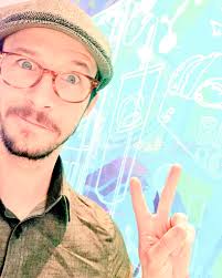 Andrew DuCote على X: "Taco Bell VR Arcade pop up in SoHo, NY? Yes please.  #iloveny #VRArcade https://t.co/GvX2wt3WyI"