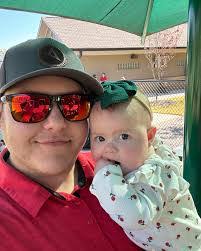 Kay Kitchens's Instagram, Twitter & Facebook