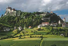 The castle is owned by the princely family of liechtenstein and. Riegersburg Steiermark Burgen Und Schlosser Kunst Und Kultur Im Austria Forum