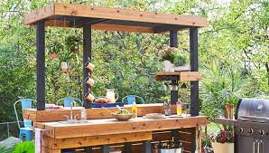 For some more cheap outdoor kitchen ideas, consider using salvaged materials—such as reclaimed woods or recycled materials like stones, pavers or bricks—in your project. Outdoor Kitchen With Concrete Countertop