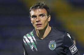 João maria lobo alves palhinha gonçalves is a portuguese professional footballer who plays for sporting cp as a defensive midfielder. Tribuna Expresso Grandes Jogos Tad Da Razao A Palhinha