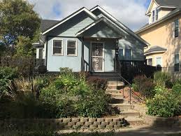 On New Year S Eve 1958 When Prince Was Still A Baby His Parents Moved To 915 Logan Ave N The Family Lived Here Prince Prince Paisley Park Create A Timeline