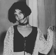 Leon Leon The Professional Photo Leon Movie Stills Leon The Professional The Professional Movie Natalie Portman