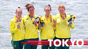 Ariarne titmus beat katie ledecky in the women's 400 free to pull australia even with the united states in gold medals on day 2. D0rzd4maxylb0m