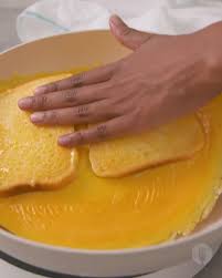 French Toast Omelette Foldover Video In 2020 Foood Recipes Diy Food Recipes Food Videos Desserts