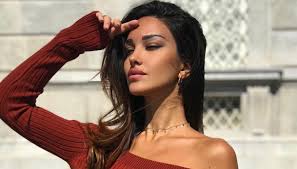 Jul 01, 2021 · dopo aver annunciato di essere incinta del secondo figlio, rosa perrotta ha condiviso con i fans anche i dettagli della gravidanza svelando il sesso e il nome. Rosa Perrotta Il Parto E Imminente Il Messaggio Ai Fan Dilei