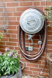 Zinktopf Als Alternativer Schlauchhalter Karin Urban Naturalstyle Schlauchhalter Gartenschlauchhalter Halte Durch