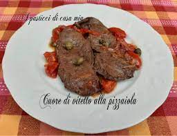 Scaldate la piastra in ghisa a fiamma alta, e arrostite le fettine di cuore assai velocemente in modo che non induriscano e diventando gommose, salate alla fine. Cuore Di Vitello Alla Pizzaiola Poco Apprezzato Ma Molto Saporito