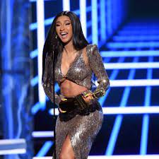 Cardi b was born belcalis marlenis almanzar in manhattan, new york city, new york & raised in the bronx, new york city, new york. Cardi B Fettabsaugung Statt Sport