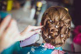 Epingle Par Mc Coiffure Domicile Sur Coiffures Mariees Et Invitees Coiffure Mariee Marie Coiffure