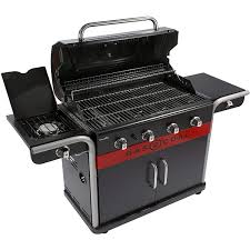 With a gas grill on one side and a charcoal grill on the other, this grill has it all packed into one unit. Char Broil Gas2coal 440 Dual Fuel Bbq 4 Burner Gas Charcoal Grill Buyitdirect Ie