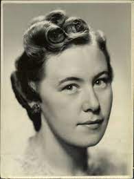 Bea Hair Women 1938 1940 S 1940s Hairstyles Vintage Hairstyles Retro Hairstyles