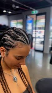 The sis sent me a pic for inspo and I went in and freestyled my version of  the set.. Get into the details 🫣