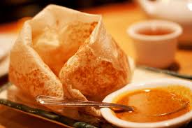 In the old days, itinerant nasi kandar vendors would carry the rice and various dishes suspended from either ends of a pole to their. Kuliner Kilat Tur Jajanan Di Penang Selama 24 Jam Yang Wajib Dicoba Mister Aladin Travel Discoveries