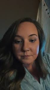 Shelly Franks's Instagram, Twitter & Facebook