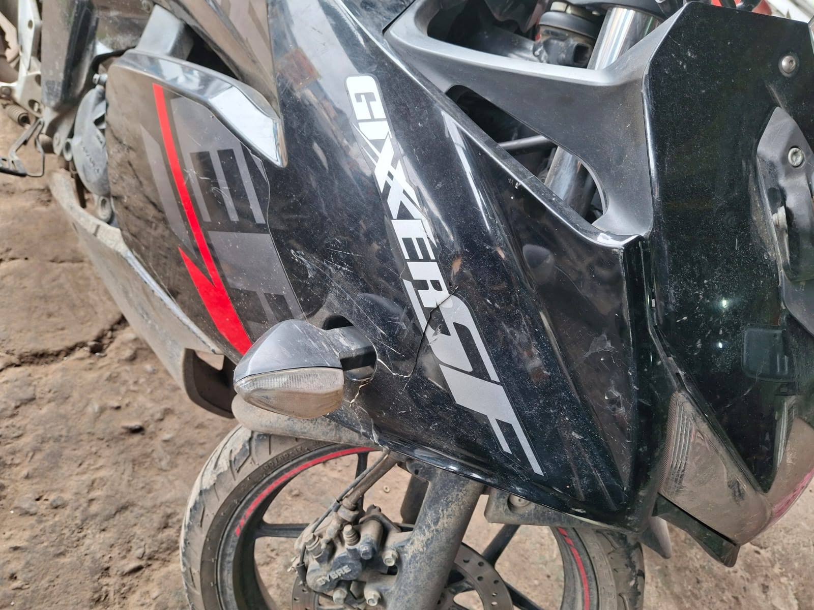Suzuki Gixxer all fiber available here product image