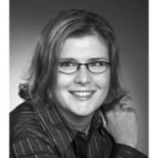 She was an actress, known for 1900 (1976), dorothea's rache (1974) and chapeau claque (1974). Anna Henkel Gronemeyer Junglekey De Bilder 100