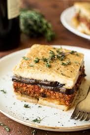 15 Vegetarian Casseroles That Are The Definition Of Comfort Food Vegan Moussaka Vegan Casserole Recipes Recipes