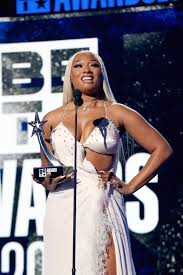 Watch the 2021 bet awards starts tonight at 8 p.m. Awugwngwdnd7wm