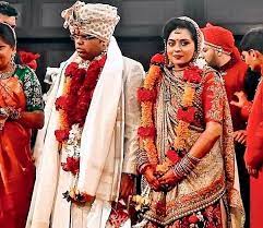 Shah had in august tested positive official statement issued by the aiims on minister amit shah's hospital visit. Amit Shah Wiki Age Caste Wife Family Biography More Wikibio