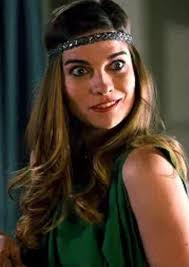 Alexis' Leaf Headband in Schitt's Creek Breakup Scene