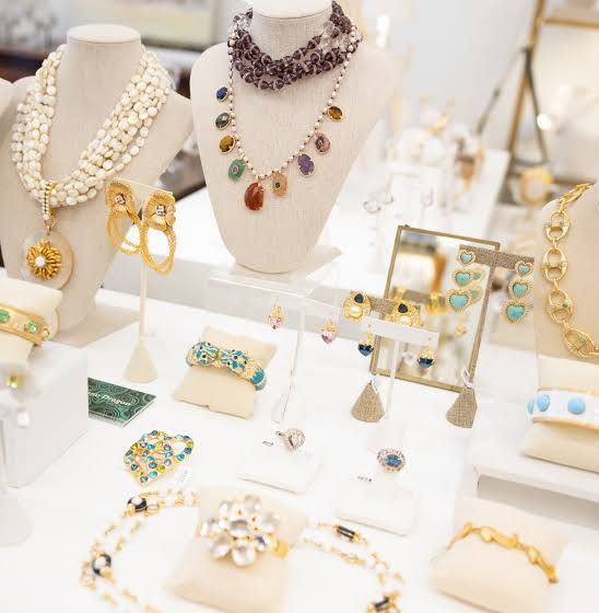 Heading into a week of High Holidays, we're spotlighting some favorite  finds to add color and joy to your home! Many of these also make chic hostess  gifts if you're traveling to