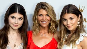 Lori loughlin's claims in her motion to dismiss the college bribery case have been denied by the u.s. Lori Loughlin S Daughters Alleged Rowing Photos Released By Prosecutors