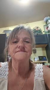 Janet Utley's Instagram, Twitter & Facebook