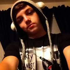 seth rivera (@flyd4ddy)