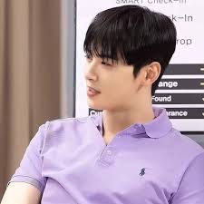 CHA EUN WOO IS NOT FINE. HE'S TRYING TO BE FINE. HE KEEPS SMILING BUT THE  TRUTH BEHIND THOSE WILL NEVER HIDE ON HIS EYES AND FAKE SMILES! #CHAEUNWOO