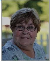 Ginger Mohr's Instagram, Twitter & Facebook