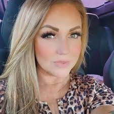 Carole Spink's Instagram, Twitter & Facebook