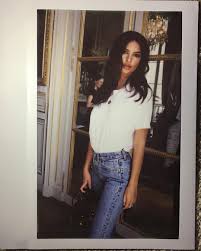 489 5k Likes 1 186 Comments Emily Ratajkowski Emrata On Instagram Paris Livincool Emili Ratajkovski Modnye Stili Byt Zhenshinoj